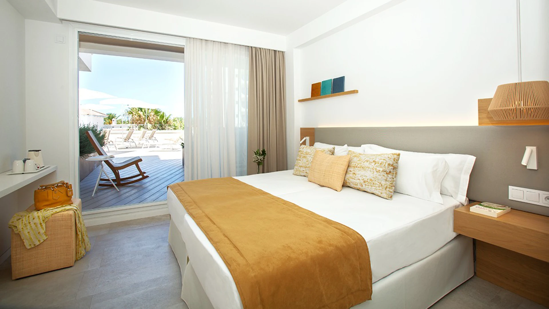 Habitación Doble Superior en Hotel MYSEAHOUSE Flamingo Habitación Doble con balcon Superior en Hotel MYSEAHOUSE Flamingo